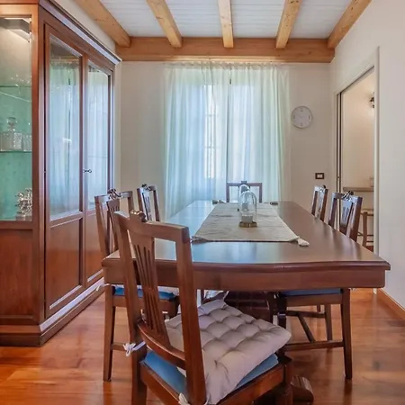 Apartment Easy Welcome Aglaia Luxury Lake View *