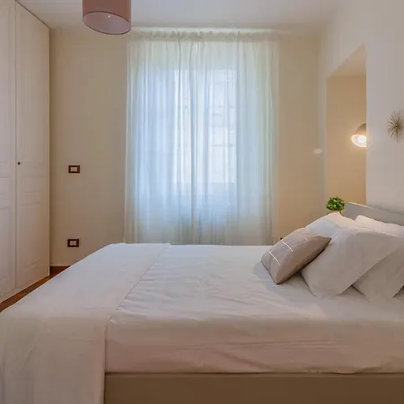 Easy Welcome Aglaia Luxury Lake View Apartment Abbadia Lariana