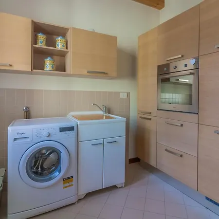 Apartment Easy Welcome Aglaia Luxury Lake View *