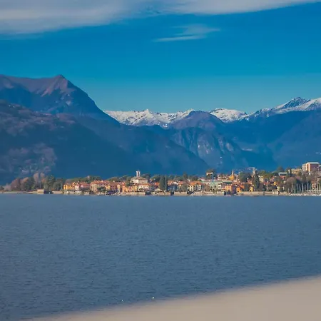 Apartment Easy Welcome Aglaia Luxury Lake View