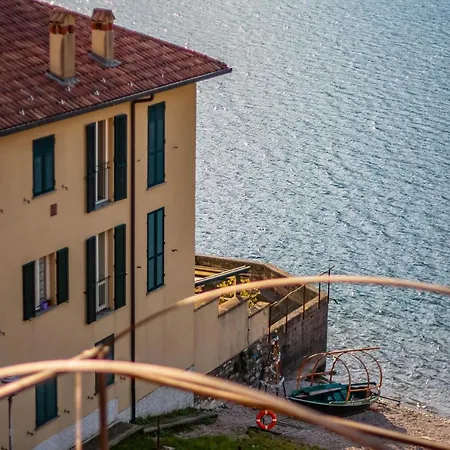 Apartment Easy Welcome Aglaia Luxury Lake View