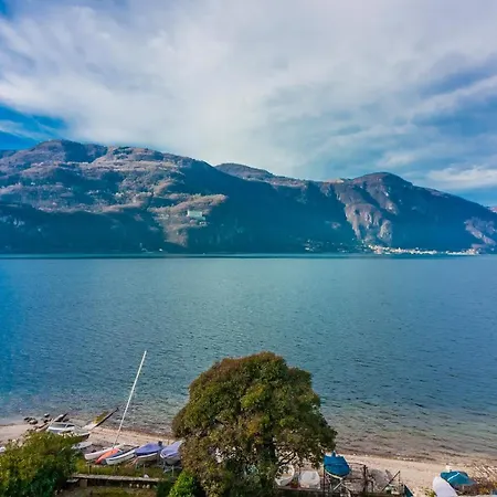 Apartment Easy Welcome Aglaia Luxury Lake View Abbadia Lariana