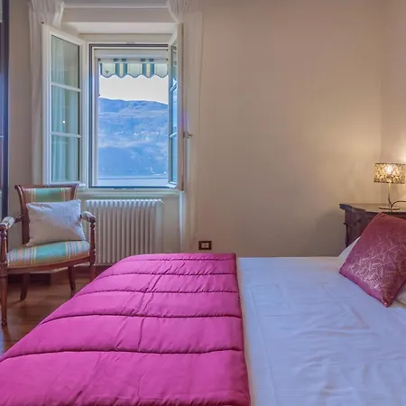 Easy Welcome Aglaia Luxury Lake View
